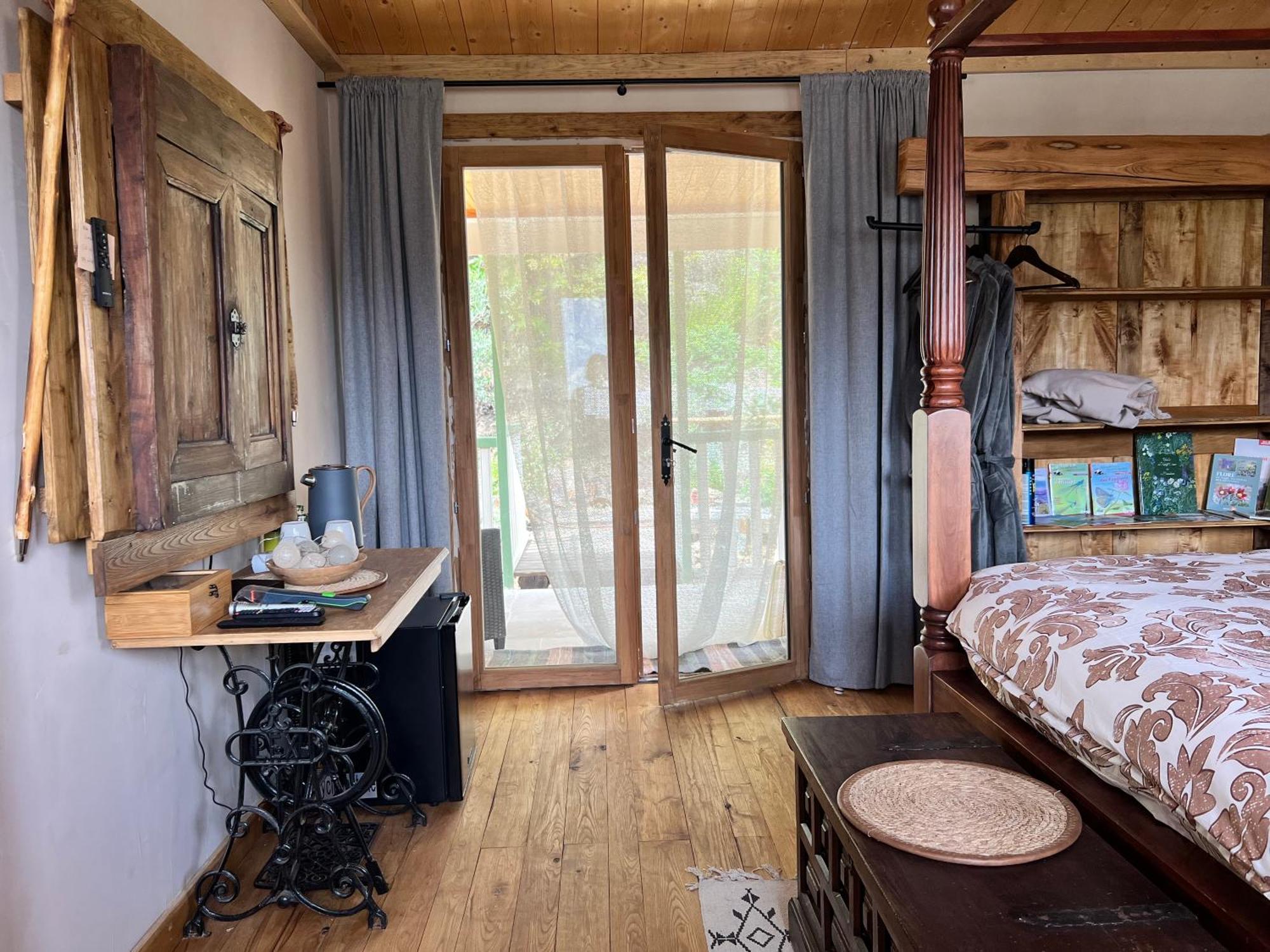 Les Magnels Bed & Breakfast Valleraugue Exterior photo