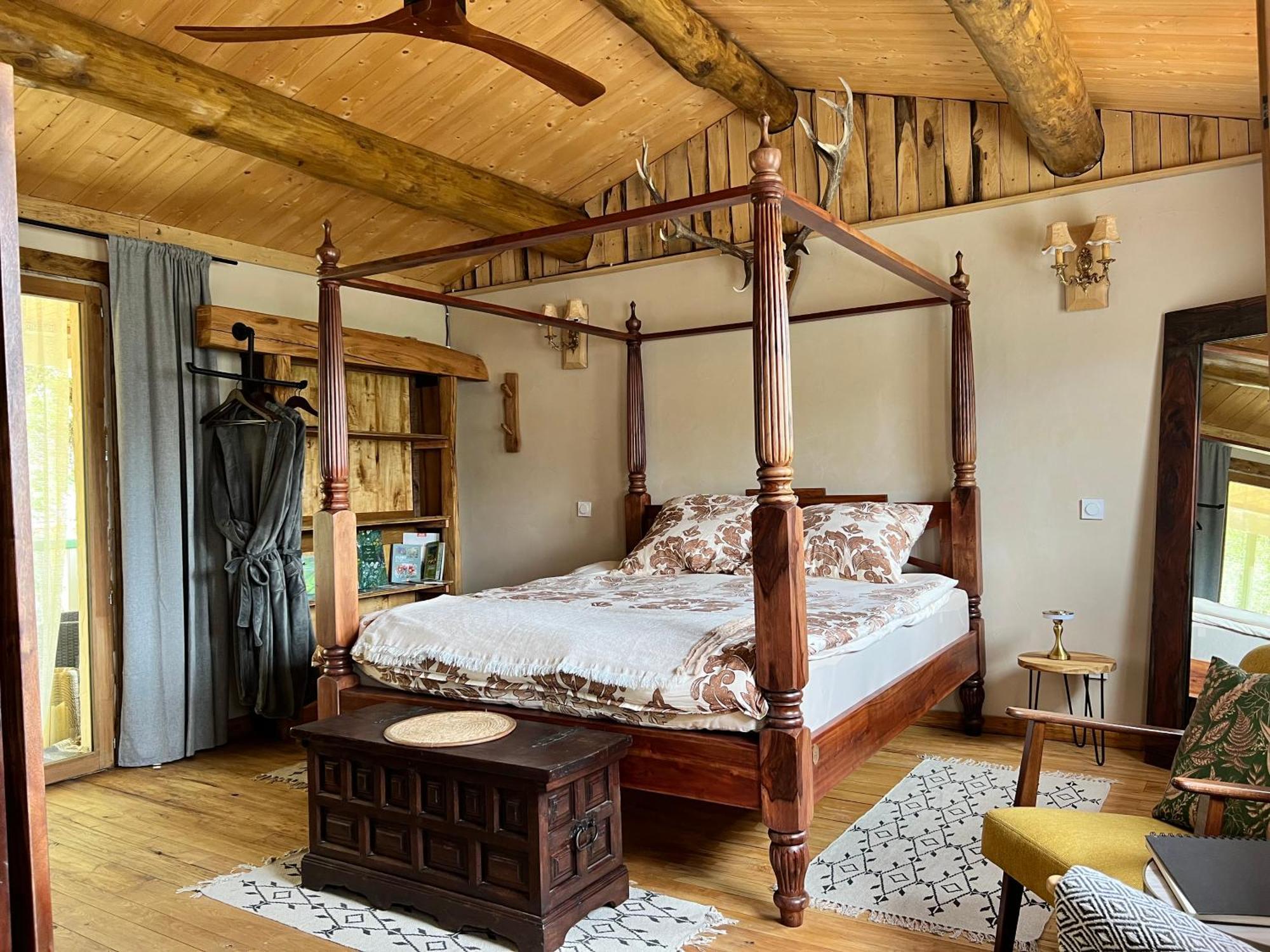 Les Magnels Bed & Breakfast Valleraugue Exterior photo